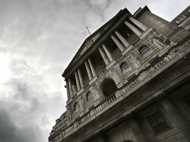 London, UNITED KINGDOM: Britain's Bank of England is pictured in central London, 18 June 2