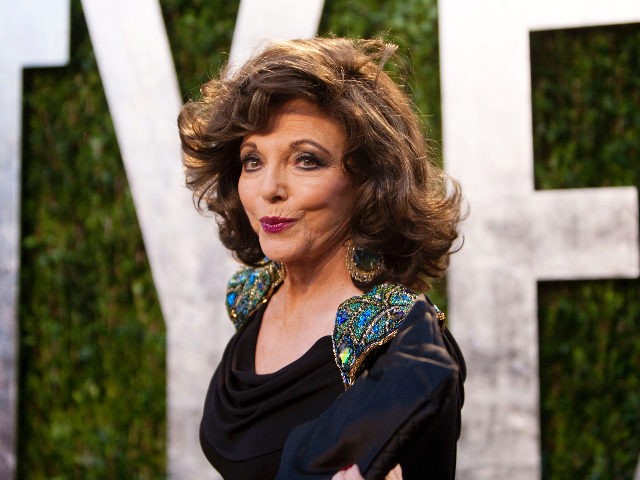 Joan Collins arrives to the Vanity Fair Oscar Party at the Sunset Tower on February 26, 20