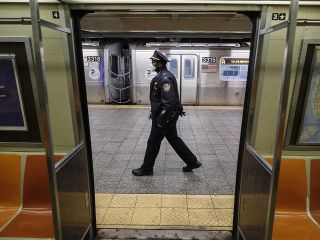 Report: 3 Fatal Stabbings Within 10 Days on New York City's Transit System - Vimarsana News