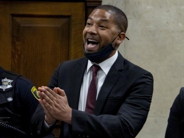 Actor Jussie Smollett speaks to Judge James Linn after his sentence is read at the Leighto