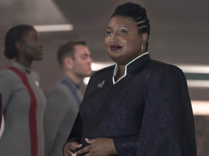 Stacey Abrams guest stars as President of United Earth on ‘Star Trek: Discovery.’ (Paramount+)