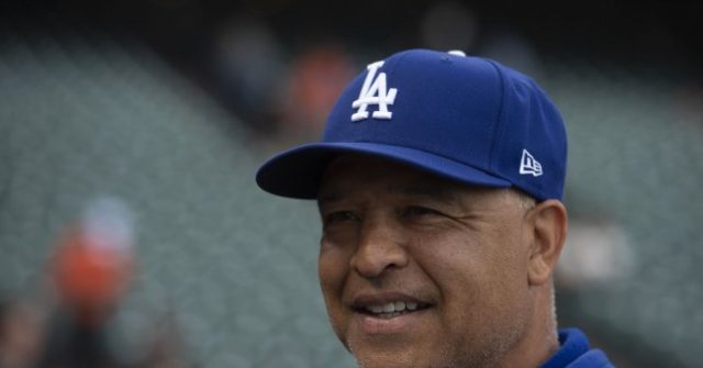 Los Angeles Dodgers Manager Dave Roberts Signs 3-year Extension - Breitbart