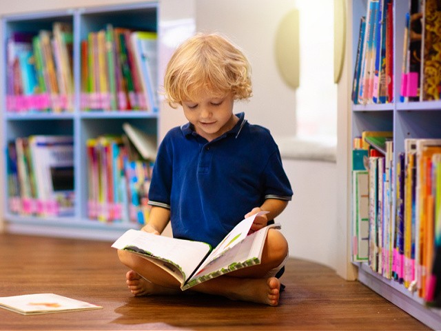 Parent Reprimanded for Quoting Graphic Library Book at School Meeting - Vimarsana News
