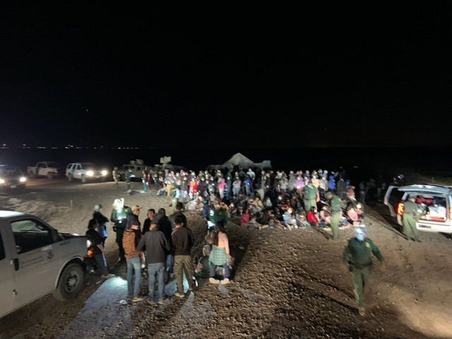 226 Migrants Apprehended at Single Border Crossing Site in 24 Hours - Vimarsana News