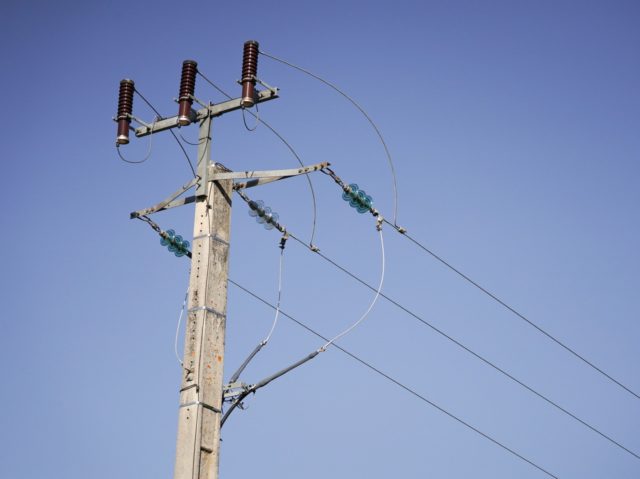 Telephone wire in France / Telefoondraad in Frankrijk