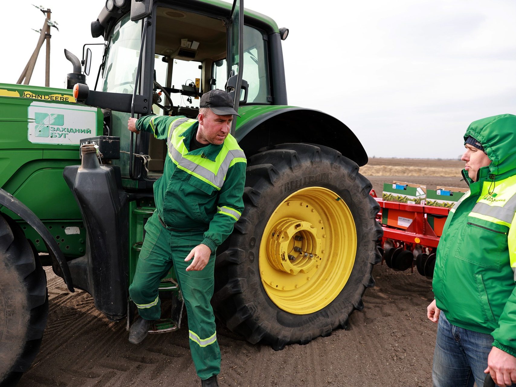 Russia Actively 'Bombing and Destroying' Wheat Supply As Crisis Mounts - Vimarsana News
