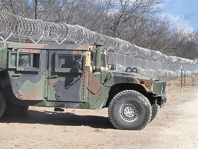 Governor Abbott ordered the deployment of razor wire fencing to help turn back migrants crossing into the Del Rio Sector. (Bob Price/Breitbart Texas)