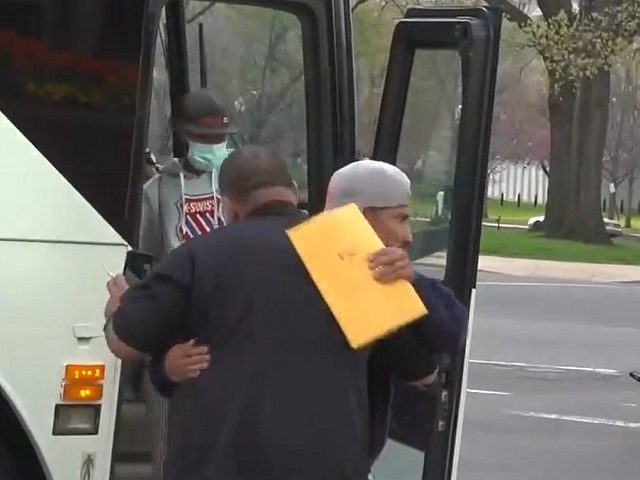 Migrants from Texas unload from a bus in Washington, D.C. (Fox News Video Screenshot)