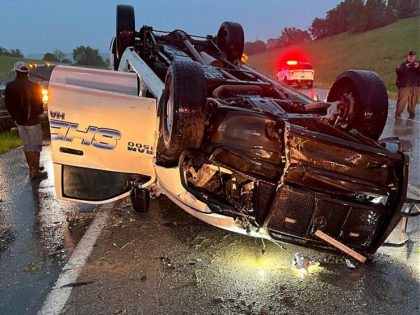 PHOTO– Citizens Rescue Deputy from Rollover Crash: ‘Angels Around Him’