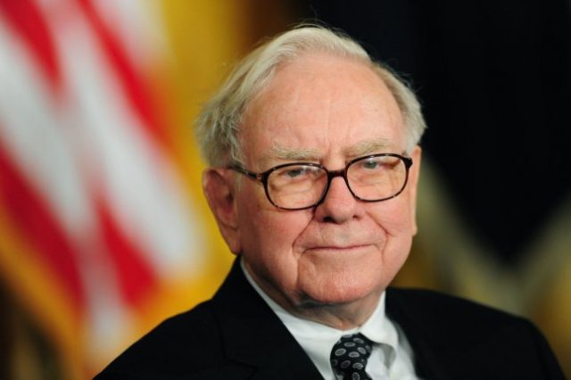 Buffet talks inflation, Munger blasts bitcoin at Berkshire Hathaway shareholder meeting