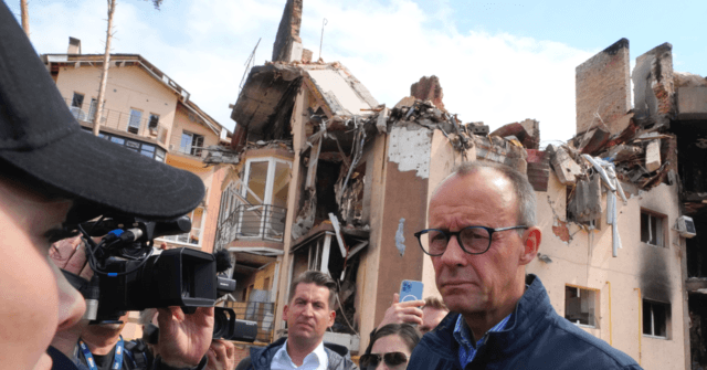 German Opposition Leader Travels to Ukraine, as Scholz Refuses to Visit