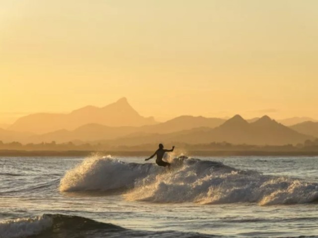 Biological Male 'Demolishes' Female Surfing Competitiors in Australia - Vimarsana News