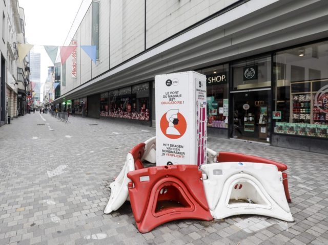 Illustration picture shows , the rue Neuve/ Nieuwstraat, in Brussels, Monday 02 November 2020. Belgium is in a second lockdown as hospitalisations of COVID-19 patients reach record highs. Shops selling non-essentials goods are closed untill 13 December. BELGA PHOTO THIERRY ROGE (Photo by THIERRY ROGE/BELGA MAG/AFP via Getty Images)