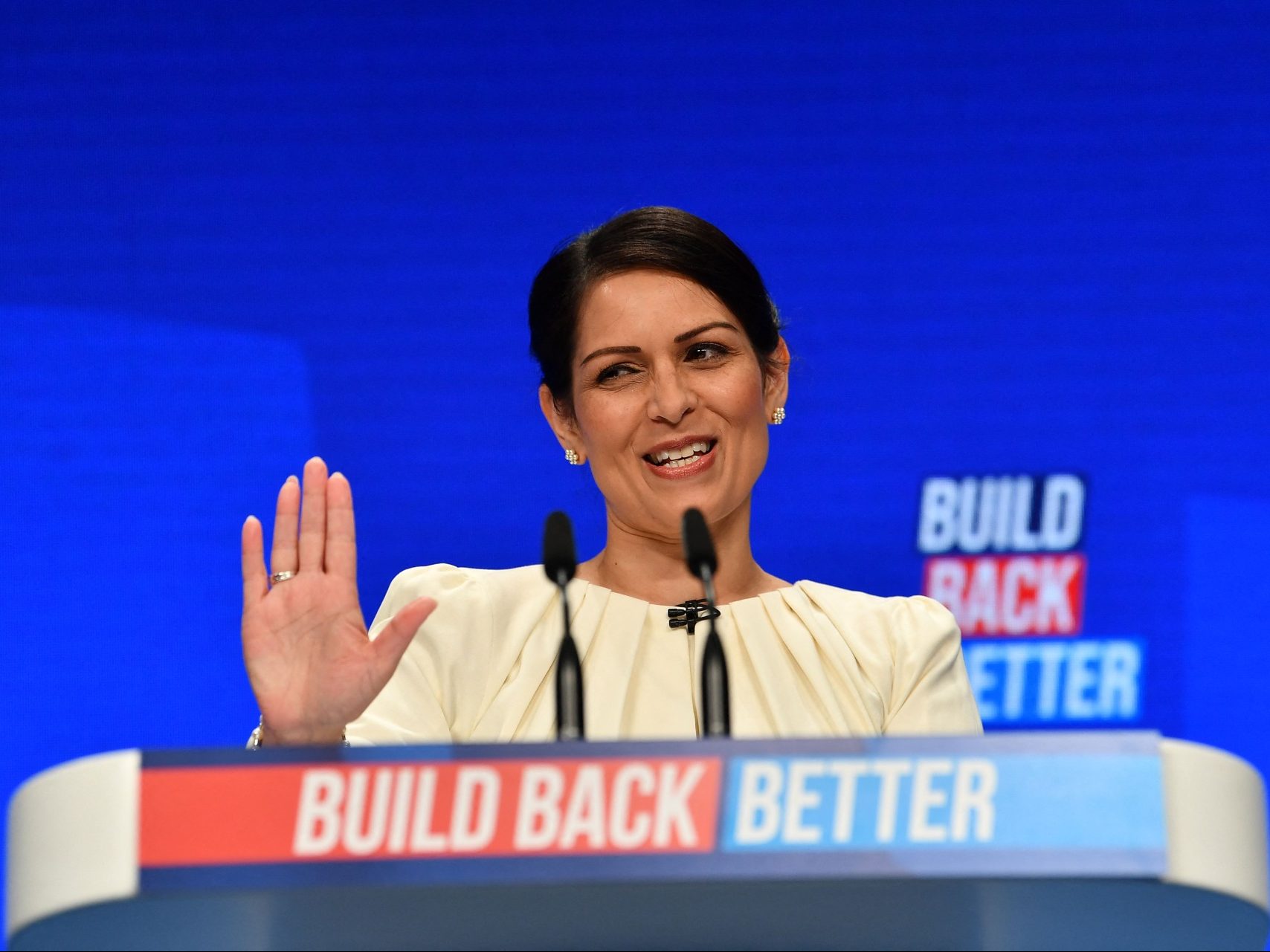 'Red Wall' Conservative MPs Warn Govt on 'Drastic' Immigration Increase - Vimarsana News