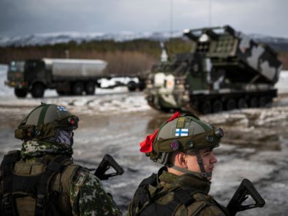 Finnish President, Prime Minister Confirm NATO Membership Bid Despite Russian Warnings