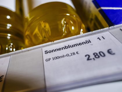 BERLIN, GERMANY - MAY 12: The price tags of cooking oil are pictured in a grocery store on May 12, 2022 in Berlin, Germany. Rising food prices are fuelling high inflation in Germany, with consumer prices rising 7.8% annually in April, a new record since German reunification in 1990. Economists …