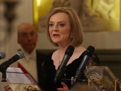 LONDON, ENGLAND - APRIL 27: The Rt Hon Elizabeth Truss MP, The Secretary of State for Foreign, Commonwealth and Development Affairs gives a speech during the Lord Mayor of London's annual 'Easter Banquet' at Mansion House on April 27, 2022 in London, England. The 693rd Lord Mayor of the City …