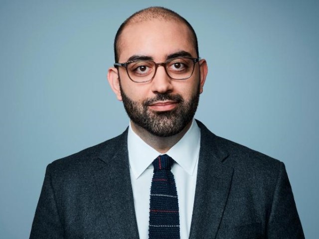 CNN Writer Oliver Darcy Roasted for Encouraging Disinfo over Trump NRA Speech - Vimarsana News