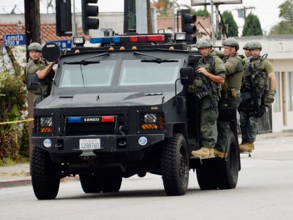 SWAT LAPD (Kevork Djansezian / Getty)