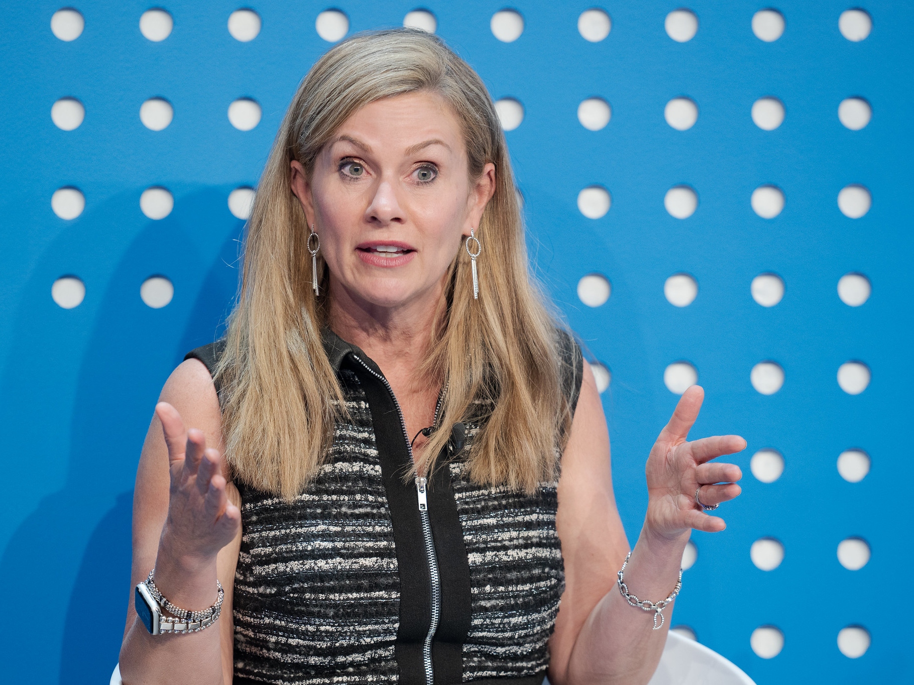 Australia's eSafety Commissioner Calls for 'Recalibration' of Human Rights, Free Speech - Vimarsana News