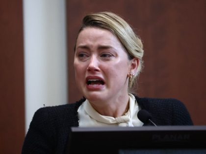 US actress Amber Heard testifies at the Fairfax County Circuit Courthouse in Fairfax, Virg