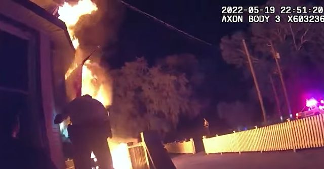 WATCH - Deputies Save Boy from Fire: 'Heroes Need to Be Recognized' - Vimarsana News