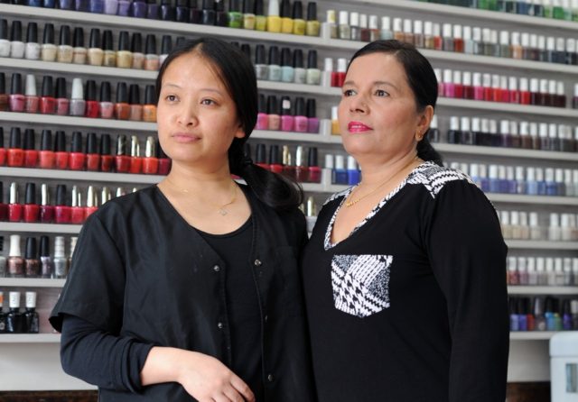 Deepa Shrish Singgali (L) and Maya Bhusal Basnet (R) at Deepa’s work place the Mt. Evere