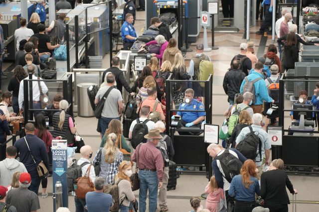 Flight Cancellations Memorial Day Weekend The Associated Press