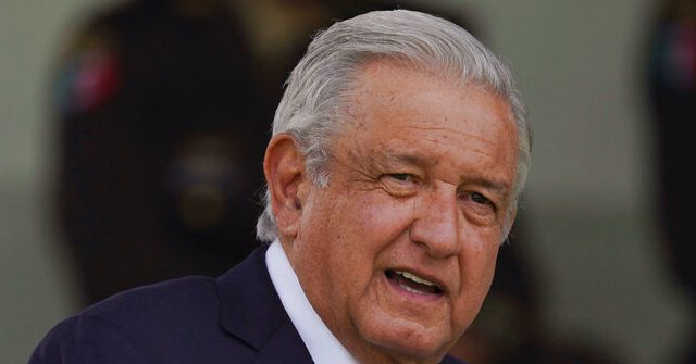 Mexican President Calls for American Superstate, Open Borders