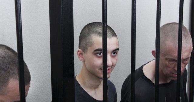 Ukraine, UK Condemn 'Sham Trial' of Britons Sentenced to Firing Squad