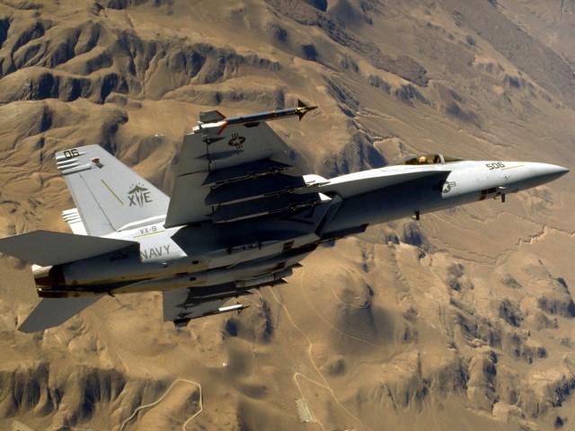 Navy Pilot Killed in Combat Jet Crash in Mojave Desert - Vimarsana News