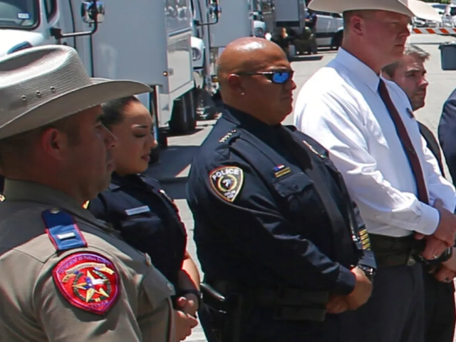 Uvalde School Police Chief Describes Wait for Keys to Reach School Shooter - Vimarsana News