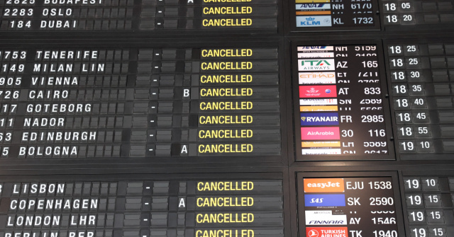 Report: Airports Around the World Cancel Flights Amid Staff Shortages thumbnail