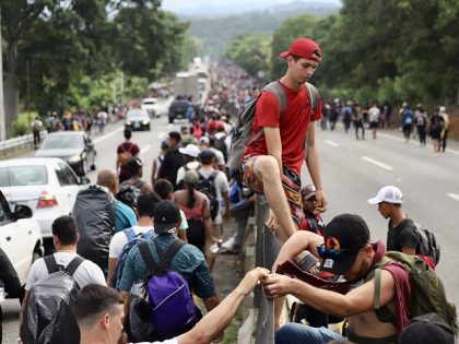 HUIXTLA, MEXICO - JUNE 07: The migrant caravan advances along the coasts of southeastern Mexico, Huixtla for the second consecutive day on June 07, 2022. The caravan will be attended by personnel from the National Migration Institute to begin granting them the humanitarian visa. (Photo by Jacob Garcia/Anadolu Agency via …
