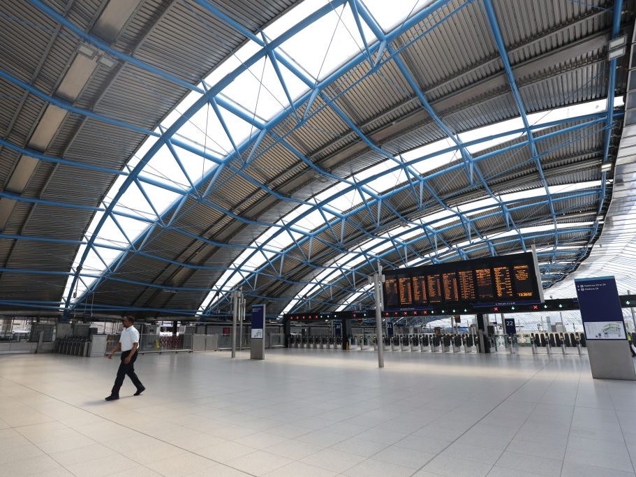 Talks Fail, More UK Rail Strikes Coming: Govt, Unions Blame Each Other - Vimarsana News