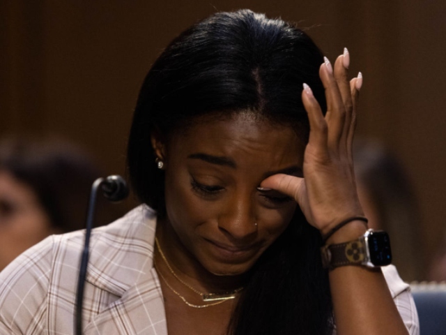 Simone Biles Among 90 Athletes Suing FBI for $1 Billion Over Botched Nassar Investigation - Vimarsana News