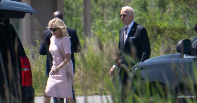 ‘We Gotta Go!’ Joe Biden Checks Out Early for Weekend Trip to the Beach