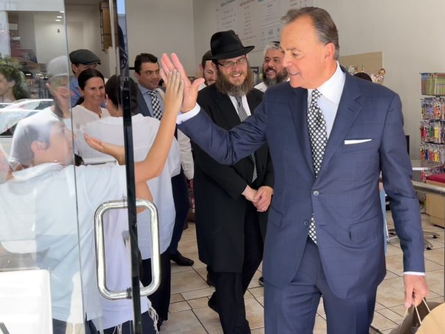 L.A. Mayor Hopeful Rick Caruso: An Outsider Can Win, and Govern - Vimarsana News