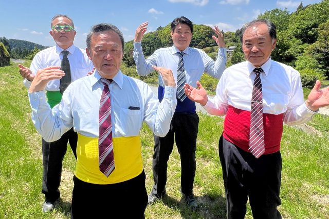 dancing-old-heart-throbs-become-tiktok-sensation-in-japan-breitbart