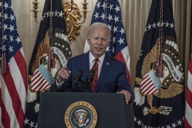 Airlines file new Supreme Court brief against meal and rest breaks for California flight a