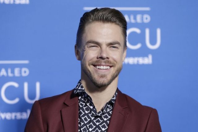 Derek Hough engaged to Hayley Erbert