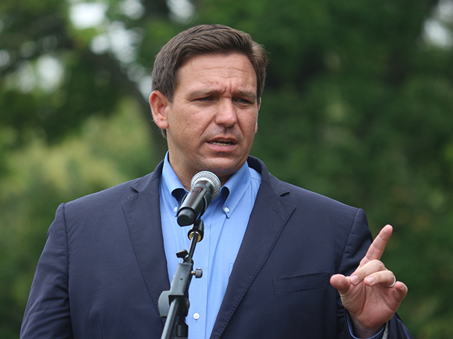 Ron DeSantis: Media Trying to Create False 'Book Ban Hoax' - Vimarsana News