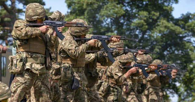 UK Govt Helping Ukraine 'Rebuild Its Forces' by Training Recruits in Britain - Vimarsana News