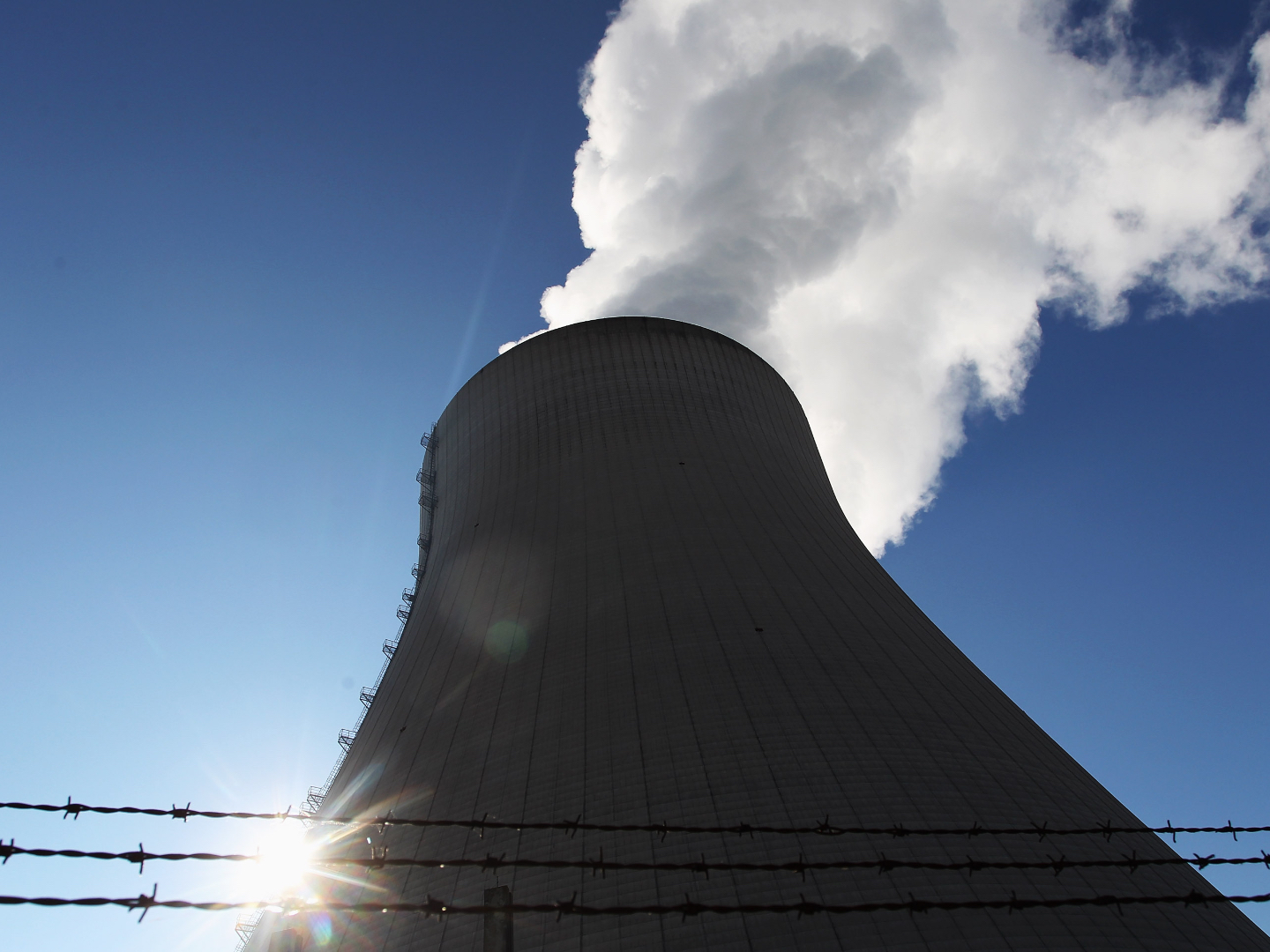 Poland Offers to Lease Germany's Nuclear Plants to Keep Them Open - Vimarsana News