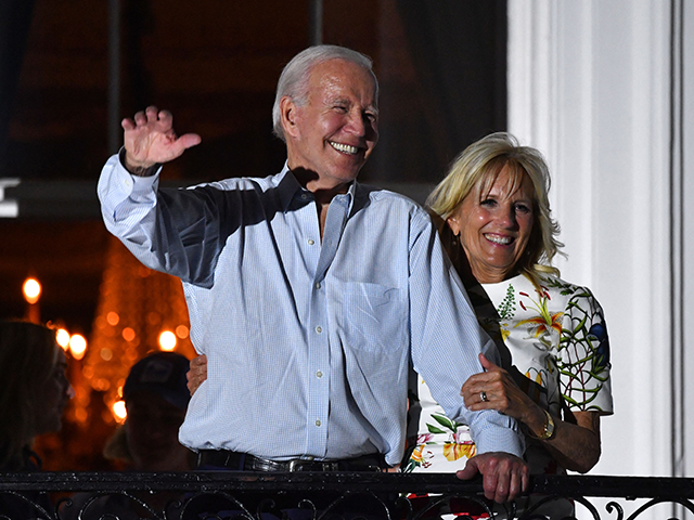 Democrat Activists Lose Patience with Biden's 'Lackadaisical Approach' - Vimarsana News