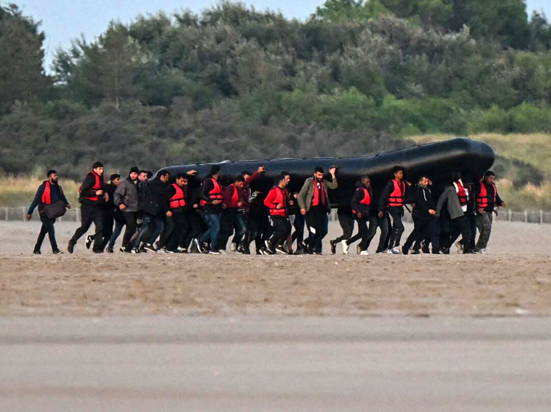 'No Clear Evidence' Rwanda Migrant Plan is Deterring Illegals - Vimarsana News