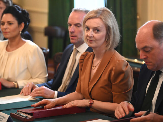 Liz Truss, UK foreign secretary, center, attends the final scheduled cabinet meeting held