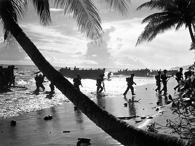 Practising the landing of troops of the 160th Infantry Regiment of the U.S. 40th Division on the island of Guadalcanal. Guadalcanal, Solomon Islands, January 1944 (Photo by Mondadori via Getty Images)