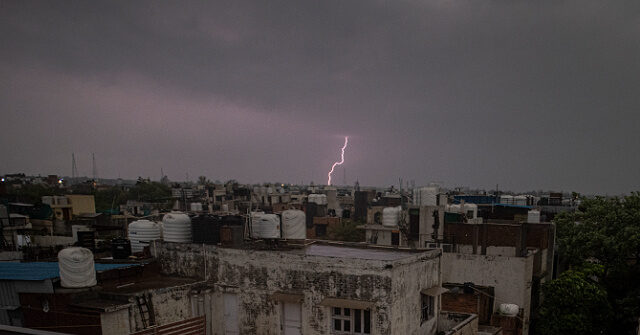 India: Lightning kills about 50 people a week