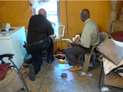 Texas Man Donates Air Conditioners to Poor Veterans